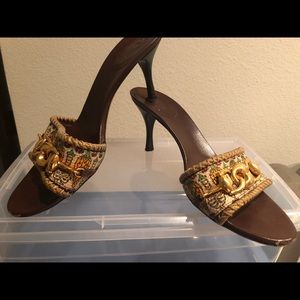 Gucci kitten heels